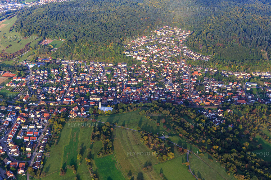 Luftbild: Ortsansicht von Westen im Ortsteil Bilfingen in Kämpfelbach im Bundesland Baden-Württemberg in Deutschland. Foto: IMG_103626.jpg vom 23.09.2017 durch Werner Riehm/FLY-FOTO.de