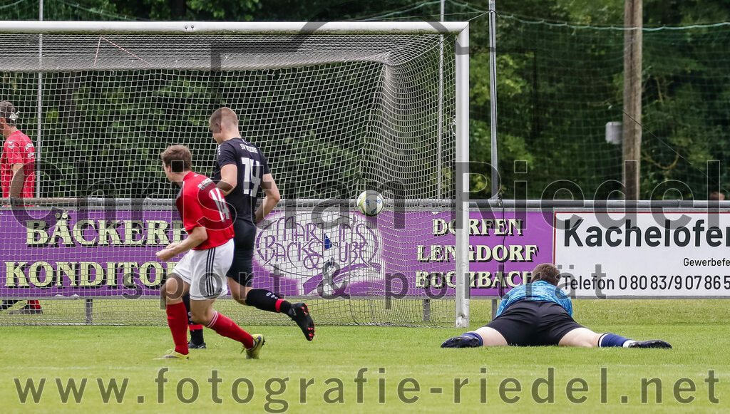 2023-07-30_046_FC_Lengdorf_II_gegen_SG_Anzing_Parsdorf | Lengdorf, Deutschland, 30.07.2023:
Fußball, Kreisliga 2023 / 2024, 1. Spieltag, FC Lengdorf gegen SpVgg Altenerding, Endergebnis: 0:1

Foto: Christian Riedel / fotografie-riedel.net