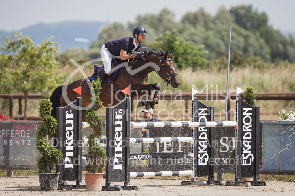 250628_PfSpTa_Youngster-M2-321 | Deine schönsten Turniermomente als professionelle Fotos! Entdecke hochwertige Pferdesport-Fotografie im Online-Shop. Jetzt Fotos finden & bestellen!