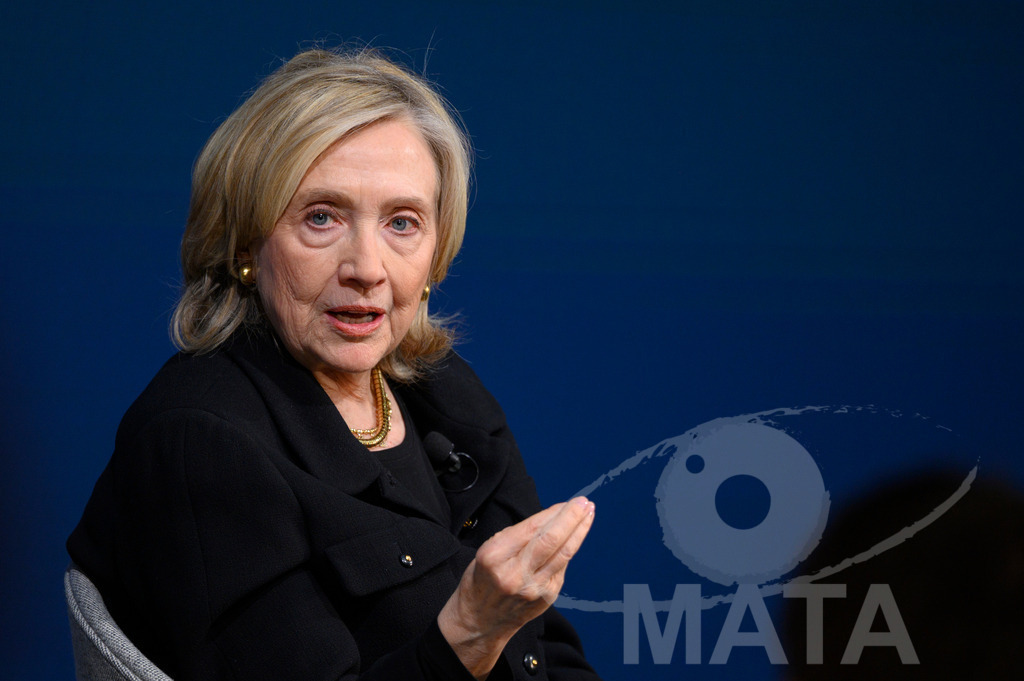 _DWI3196 | Die US-Politikerin Hillary Clinton auf der Veranstaltung Bridging Scholarship and Statecraft im Rahmen der Münchner Sicherheitskonferenz 2026. München, 13.02.2026 Bayern Deutschland  - Realisiert mit Pictrs.com