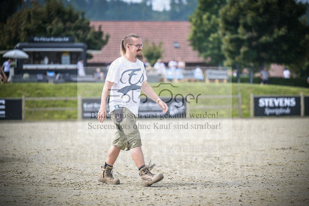 DOS_0146 | Entdecke hochwertige Reitturnierfotos von Foto Oger. Professionell, emotional und authentisch – jetzt Lieblingsmomente im Shop bestellen.Deutschlandweite Turnierfotografie. - Realisiert mit Pictrs.com
