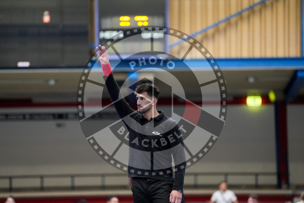 20250920PBB7018 | Athletes compete during the AJP Tour Hamburg International Jiu-Jitsu Championship, on September 20, 2025 in Hamburg, Germany. © Chiara Dazi / photoblackbelt