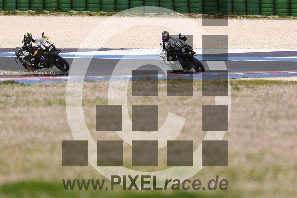 0072-20260331_02360 | Schöne Erinnerungen an spannende Momente - das festzuhalten ist unser Job. PIXELrace.de ist seit 2003 auf den Rennstrecken Europas unterwegs um die Action draußen beim Fahren und die wunderbare Stimmung imm Fahrerlager für euch einzufangen.