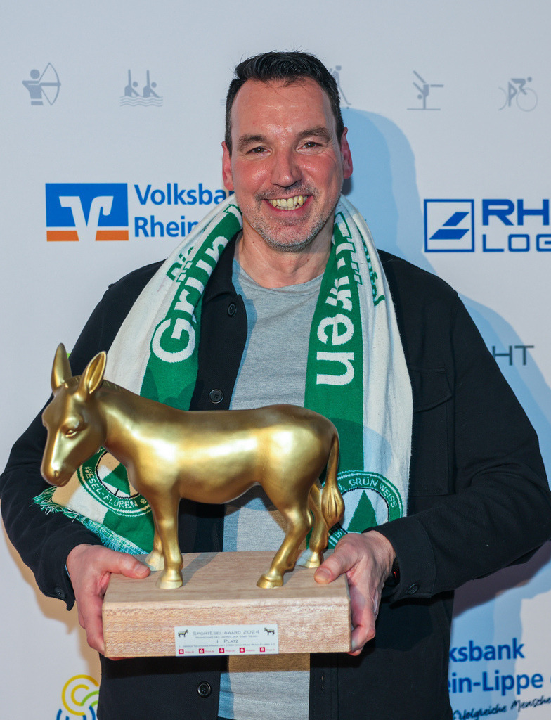 top-top.de250214-288 | Die 3. Weseler SportNacht, die große Sportgala mit Ehrungen der Weseler Sportler des Jahres 2024 findet am Freitag, den 14.02.2025 im Festzelt an der Rheinpromenade statt.Foto: Erwin Pottgiesser