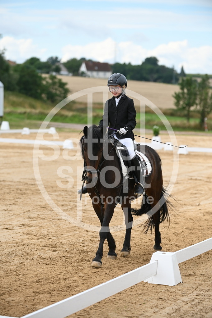 DSC_5526 | sattelsport - Realisiert mit Pictrs.com