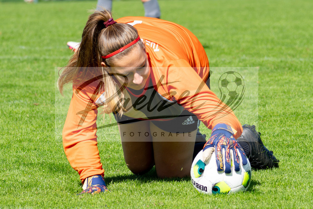 20260906_RULSVK_0362 | Fußball, Frauen:   beim Spiel der Kreisliga zwischen SG Rulle/Haste vs. SV Kettenkamp am 06.09.2026 im Stavermann-Sportpark in Rulle/Wallenhorst, Deutschland.(Foto von Nico Paetzel) - Realisiert mit Pictrs.com