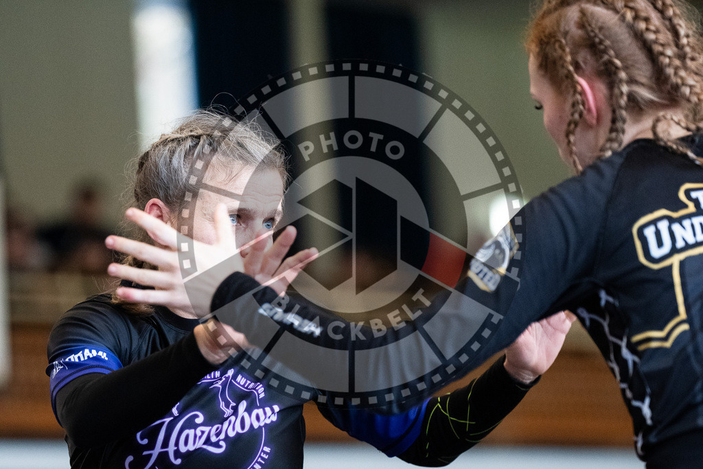 20251129PBB7631 | Fighters compete during the luta livre competition ILLCS XI winter edition on November 29, 2025 in Hannover, Germany.