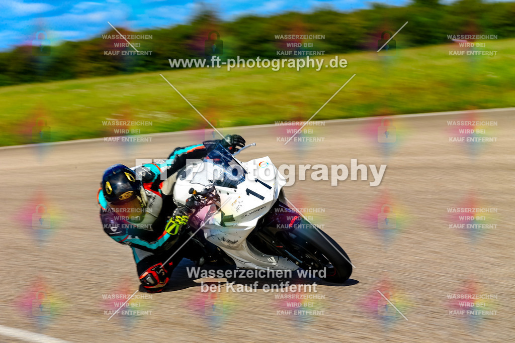 011-6352 | Hier findet Ihr Bilder von Touristenfahrten auf der Nürburgring Nordschleife oder von anderen Veranstaltungen die ich besucht habe. Viel Spass beim Durch Schauen 