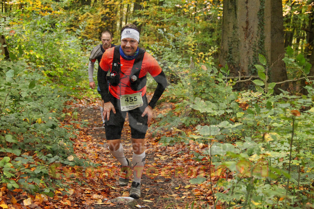 251026_1225_EV4_4998 | Sportfotografie im Rhein-Sieg Kreis, Köln, Bonn, NRW, Rheinland Pfalz, Hessen, etc. Unser Tätigkeitsfeld umfasst den Laufsport vom Volkslauf über den Marathon, Duathlon, Triathon bis zum Ultralauf wie Kölnpfad Ultra oder Schindertrail.