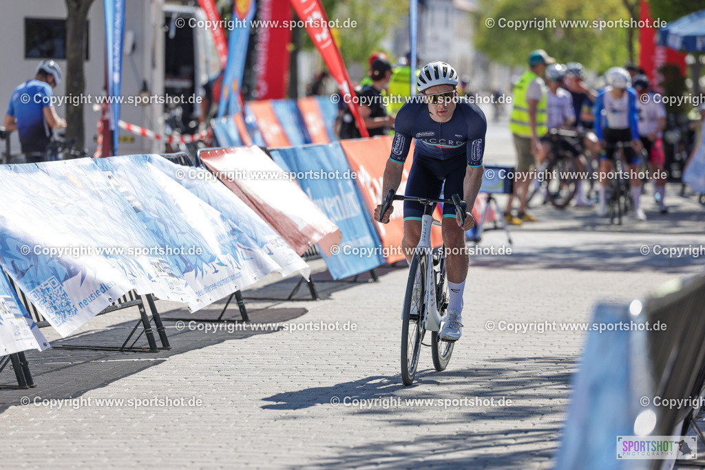 VJ__5308 | Neusiedlersee Radmarathon 2026@sportshot_your_pictrs #yourpictures#roadtowm2029 #nrm #neusiedlerseeradmarathon #neusiedlersee #neusiedlerseetourismus #burgenland #mörbisch #nrm26 #burgenlandtourismus #voglundco #poweredbyburgenlandtourismus #radsport #rad #marathon #ucigranfondo #visitburgenland #ucigranfondoworldseries