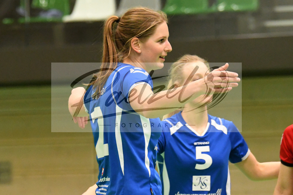 20200208_VCOASC_0052 | Volleyball, Frauen:   waehrend des Spiels der Regionalliga NordWest zwischen VC Osnabrueck und ASC 46 Goettingen in der Schlosswall-Halle am 08.02.2020 in Osnabrueck, Deutschland. - Realisiert mit Pictrs.com