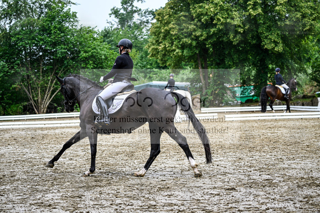 Bissendorfer Reitertage | Entdecke hochwertige Reitturnierfotos von Foto Oger. Professionell, emotional und authentisch – jetzt Lieblingsmomente im Shop bestellen. - Realisiert mit Pictrs.com
