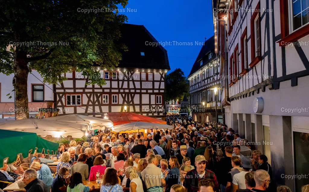 0_Winzerfest-Bensheim | Winzerfest 2025, Bensheim, Innenstadt,,zur blauen Stunde, Nacht, Bild: Thomas Neu