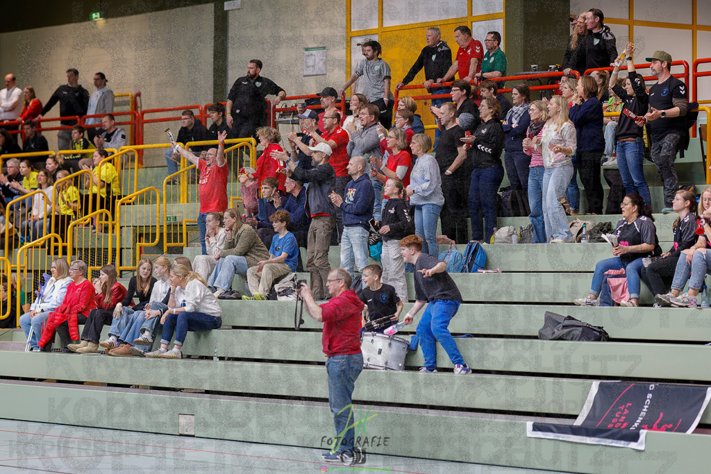 Hessenmeisterschaft wJC - Spiel um Platz 3; TuS Kriftel - SG Schenklengsfeld | Hessenmeisterschaft wJC - Spiel um Platz 3; TuS Kriftel - SG Schenklengsfeld am 22.03.2025 in Biedenkopf (Sporthalle Lahntalschule)Photo © 2025 - Jörg Heinrich - Realisiert mit Pictrs.com