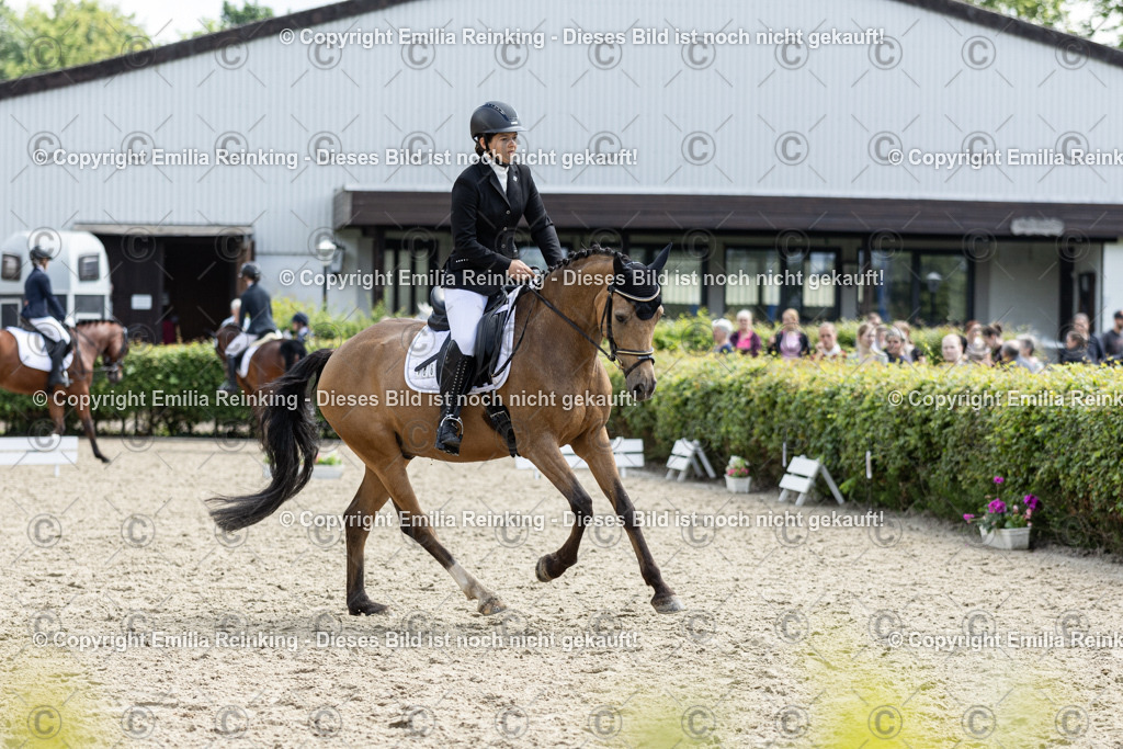 CL5A8225 | Emilia Reinking Fotografie - Realisiert mit Pictrs.com