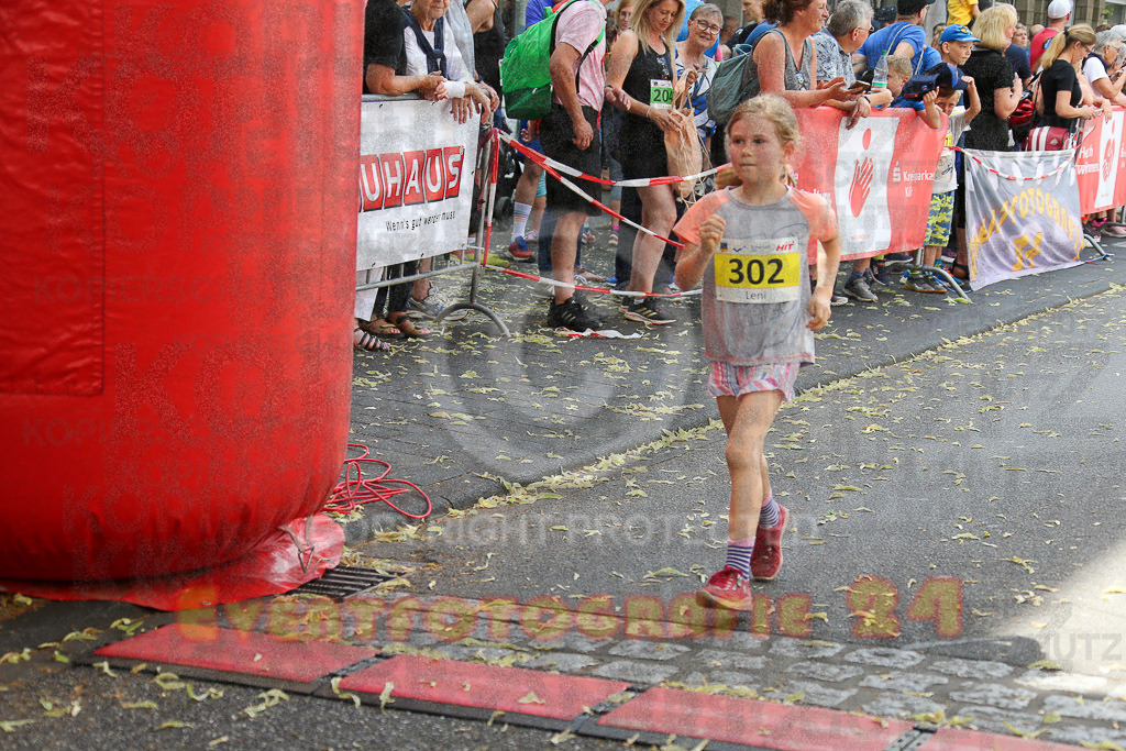 220625_1533_EX1_3772 | Sportfotografie im Rhein-Sieg Kreis, Köln, Bonn, NRW, Rheinland Pfalz, Hessen, etc. Unser Tätigkeitsfeld umfasst den Laufsport vom Volkslauf über den Marathon, Duathlon, Triathon bis zum Ultralauf wie Kölnpfad Ultra oder Schindertrail.