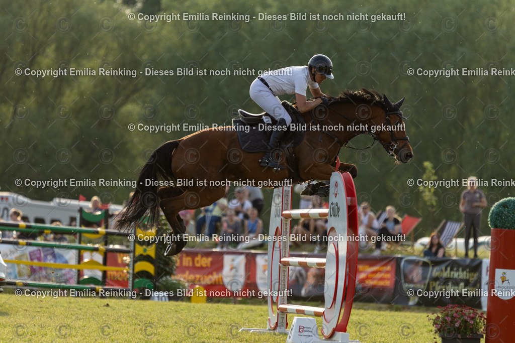 CL5A1373 | Emilia Reinking Fotografie - Realisiert mit Pictrs.com