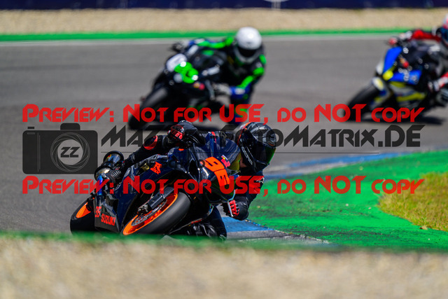 MaZZes_FotoMatrix_240615_6007705_2012 | ROT