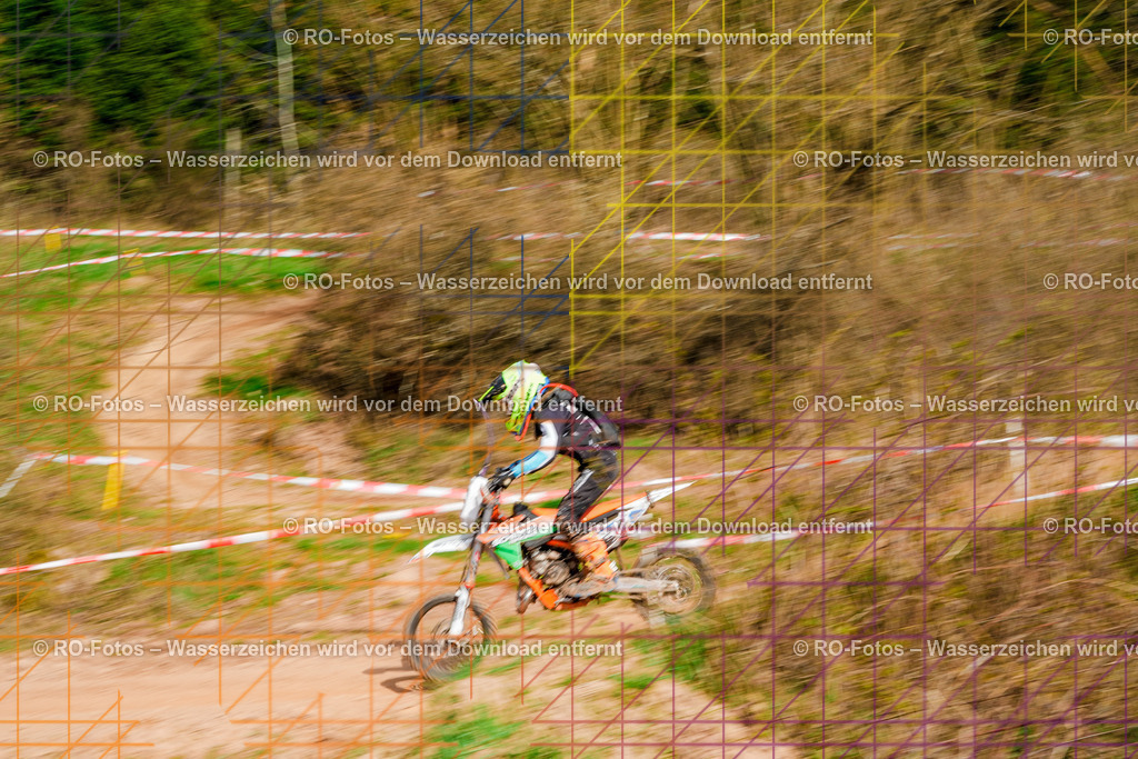 1 2 Lauf Mernes-520 | Sportfotografie von RO-Fotos: Motorsport, Motocross, Enduro, Laufveranstaltungen und Triathlon. Professionelle Fotos von Sportlern und Events. - Realisiert mit Pictrs.com