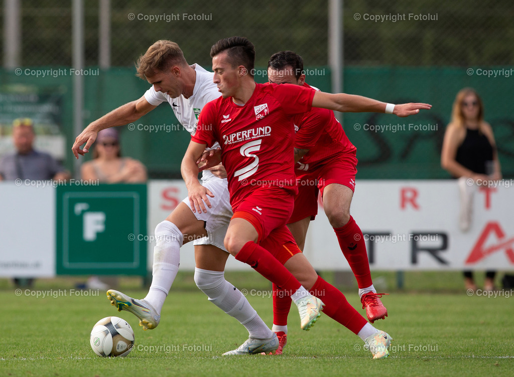 A_LUI_120822_22 | SPORT,FUSSBALL,LT1 OOE LIGA ASKOE OEDT-UNION PROCON DIETACH 12.08.2022 IM BILD:  LUKAS PAULIK (OEDT) UND DENIS BERISHA (DIETACH) FOTO:FOTOLUI