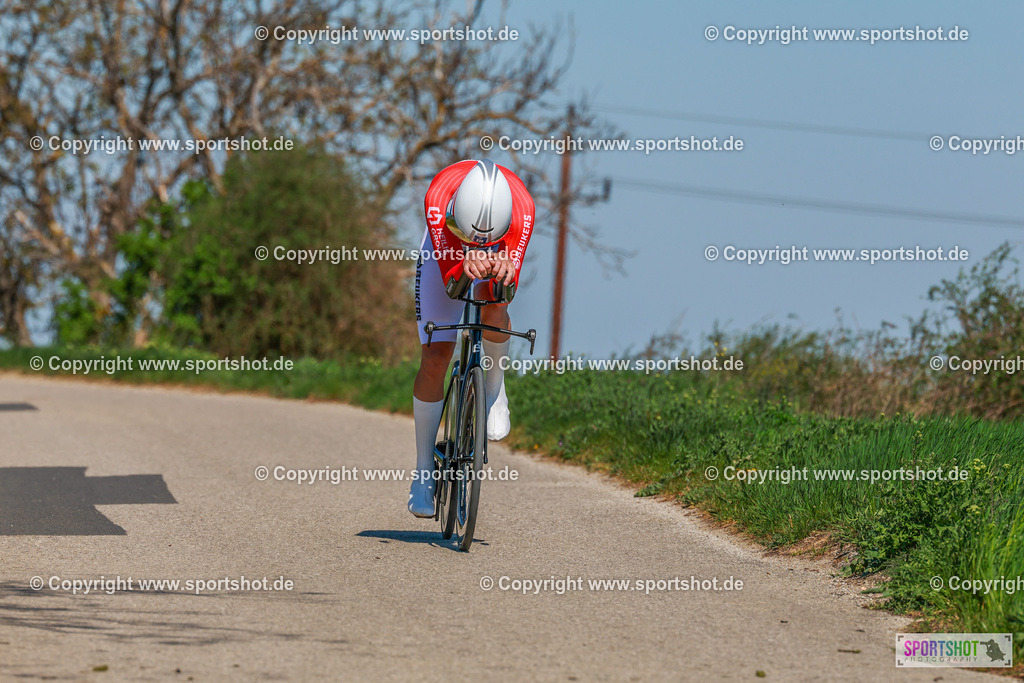 142_AR7_3844 | Neusiedlersee Radmarathon 2026@sportshot_your_pictrs #yourpictures#roadtowm2029 #nrm #neusiedlerseeradmarathon #neusiedlersee #neusiedlerseetourismus #burgenland #mörbisch #nrm26 #burgenlandtourismus #voglundco #poweredbyburgenlandtourismus #radsport #rad #marathon #ucigranfondo #visitburgenland #ucigranfondoworldseries
