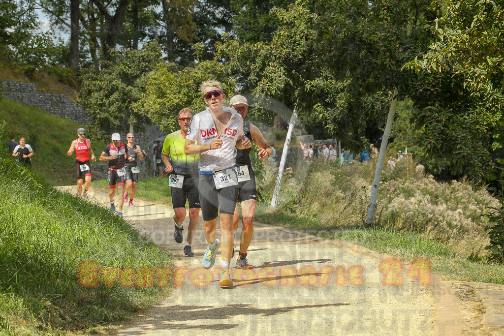 250824_1339_EX1_3144 | Sportfotografie im Rhein-Sieg Kreis, Köln, Bonn, NRW, Rheinland Pfalz, Hessen, etc. Unser Tätigkeitsfeld umfasst den Laufsport vom Volkslauf über den Marathon, Duathlon, Triathon bis zum Ultralauf wie Kölnpfad Ultra oder Schindertrail.
