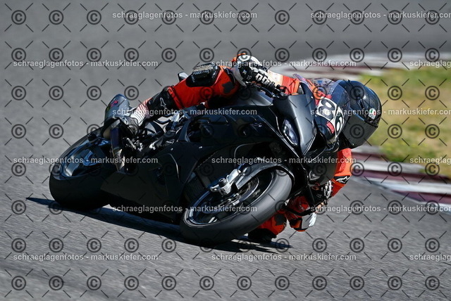 26bt04-0486 | markuskiefer.com - Realisiert mit Pictrs.com