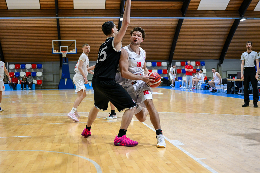 gml_079 | Fotos von Basketballspielen aus dem Raum NRW fotografiert von Gero Mueller-Laschet und Daniel Schaefer - Realisiert mit Pictrs.com