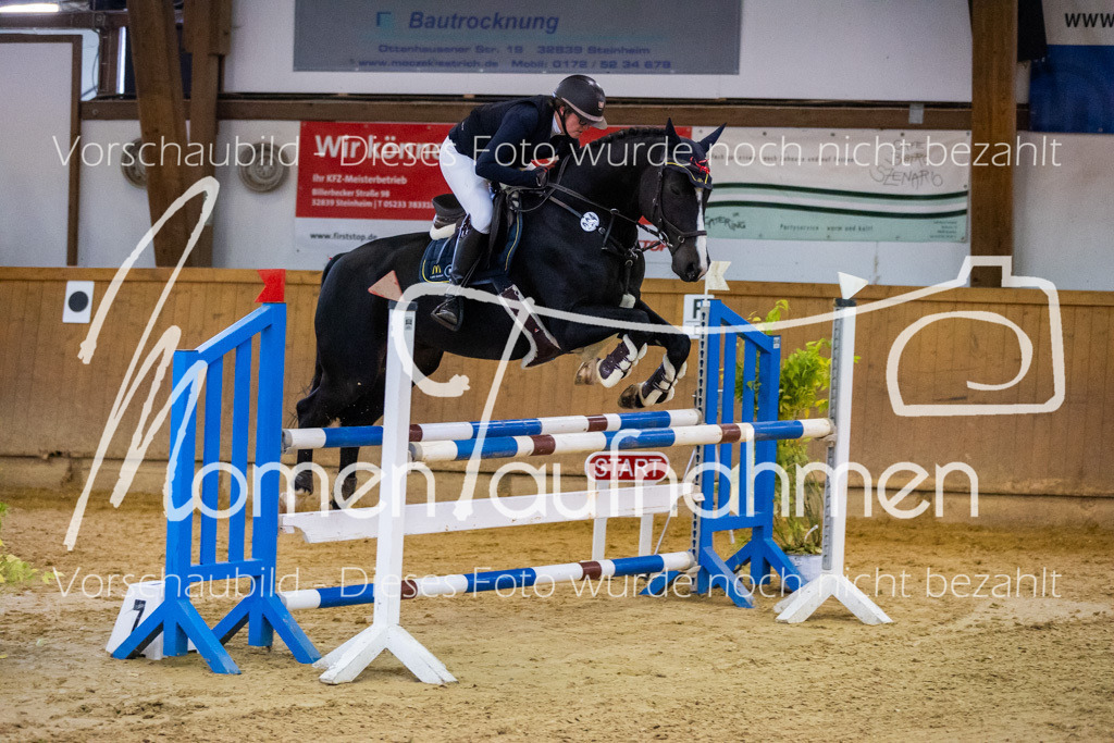 Sth-A-Spr.m.st.A.-024 | MomenTaufnahmen Pferdesportfotos