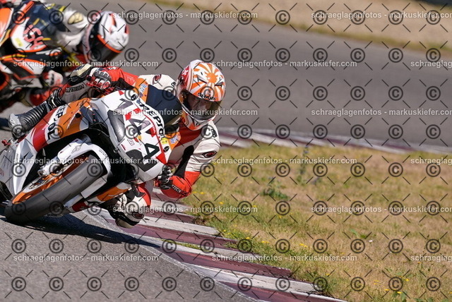 26bt04-0855 | markuskiefer.com - Realisiert mit Pictrs.com