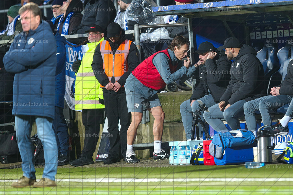 22. Dezember 2024 | VfL Bochum – FC Heidenheim | Zum Jahresabschluss gelang dem VfL Bochum der erste Saisonsieg. Das Duell mit Heidenheim wurde 2:0 gewonnen - Realisiert mit Pictrs.com
