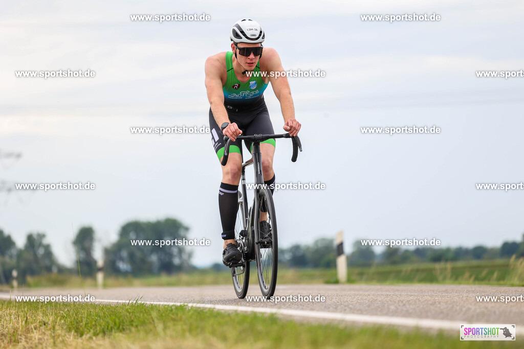 BR8A5865 | Stadttriathlon Erding 2025. #yourpictrs #sportshot_your_pictrs @Sportshotphotography #stadttriathlonerding Copyright: www.sportshot.de
