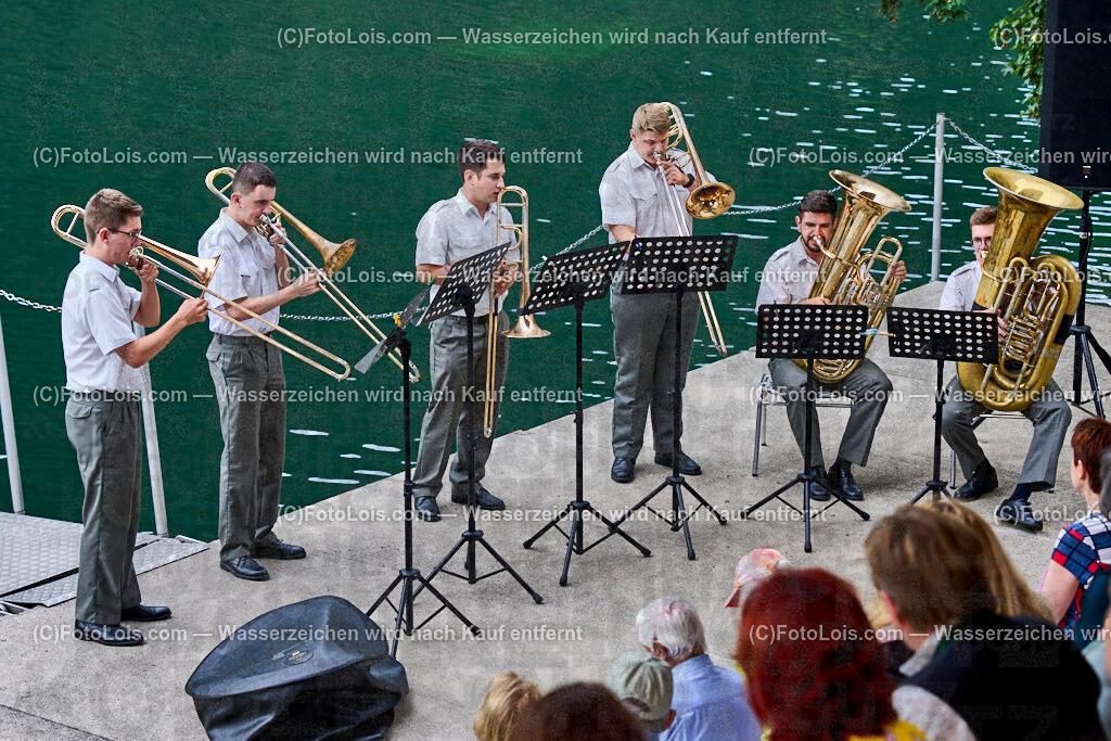 ALP0977_XXXX-Chopin-Festival_Ausklang_tiefes Blech | (C)FotoLois.com, Alois Spandl. XXXX. Chopin-Festival in der Kartause Gaming, musikalischer AUSKLANG auf der Seebühne Lunz mit dem Blasorchester der Miltärmusik Niederösterreich unter der Leitung von Oberst Adolf Obendrauf, So 18. August 2024.