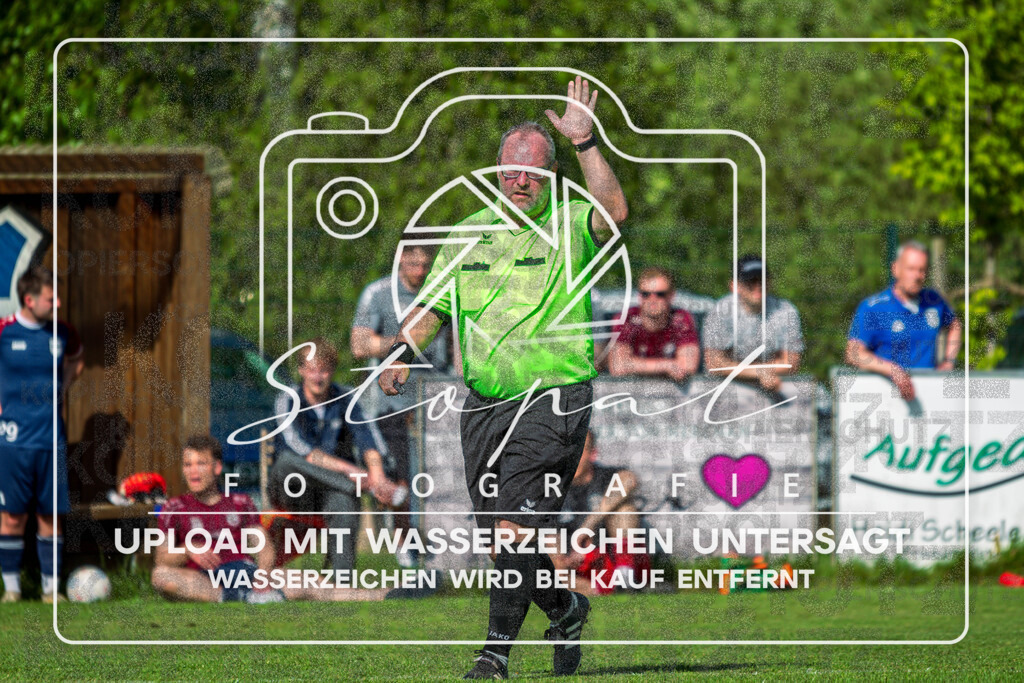 Kreisliga Herren HK - SG Nordheide vs. FG Fulde-Stellichte | Mario Walter (Schiedsrichter); Kreisliga Herren HK - SG Nordheide vs. FG Fulde-Stellichte am 03.05.2026 in Sportplatz, Kirchboitzen - Realisiert mit Pictrs.com