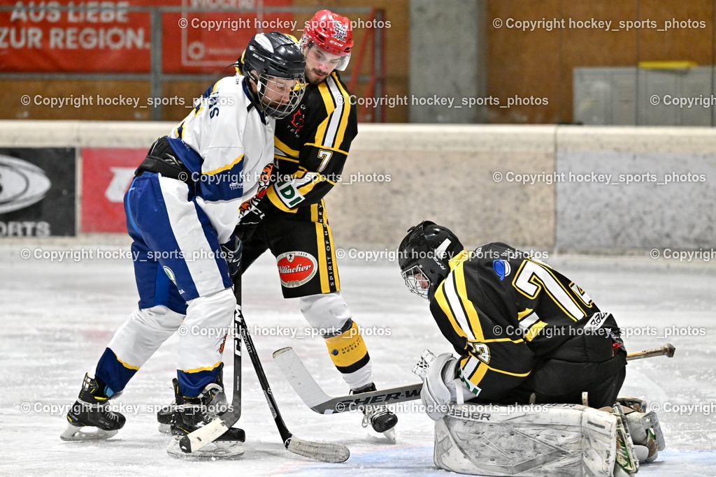 EC Tigers Paternion vs. Carintia Team | #73 Scheidenberger Sandro Carinthian Team, #7 Krmelj Miha Carinthian Team, EC Tigers Paternion vs. Carintia Team, EC Tigers Paternion vs. Carintia Team am 29.12.2025 in Spittal an der Drau (Eissportzentrum Spittal), Austria, (Photo by Bernd Stefan)