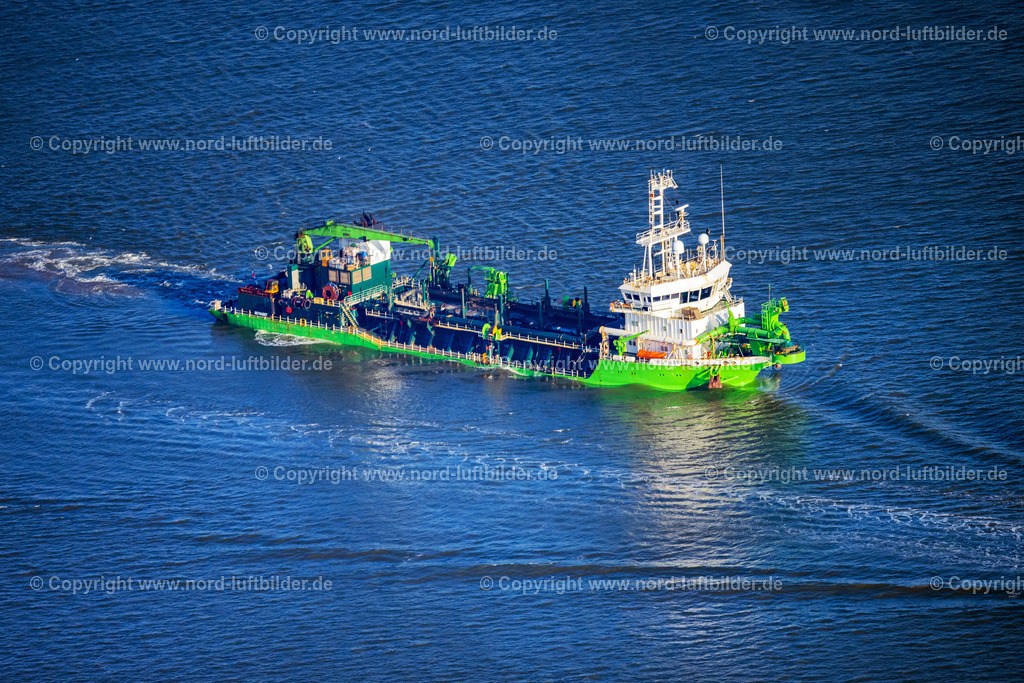 Elbbagger_Reynärt_ELS_4521280824 | BALJE 28.08.2024 Schiff - Spezialschiff in Fahrt " Saugbagger Reynaert " in Balje im Bundesland Niedersachsen, Deutschland. // Ship - specialized vessel in driving " Saugbagger Reynaert " in Balje in the state Lower Saxony, Germany. Foto: Martin Elsen