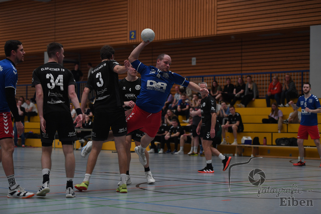 VFL Rastede-Elsflether TB 2 | VFL Rastede (blau)-Elsflether TB 2 (schwarz) am 06.04.2024 in Rastede (Sporthalle Feldbreite), Deutschland, Photo: Philip Eiben 2024 - Realisiert mit Pictrs.com