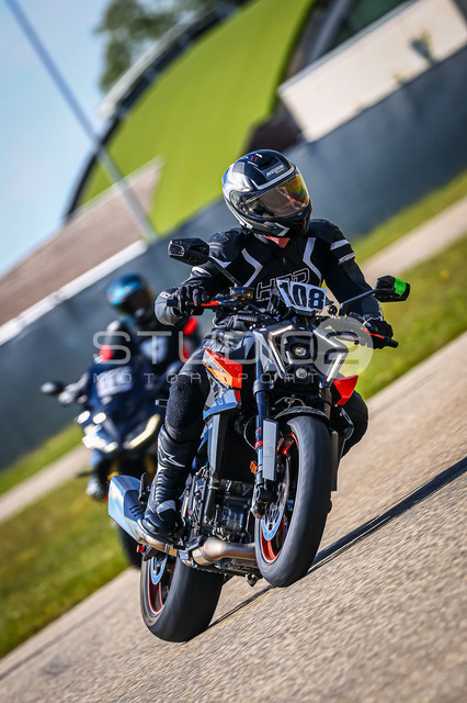 0108-260508DCB-054_108 | Deine Full-Service-Agentur für ✔️Videoproduktionen und ✔️Motorsportfotografie Jetzt Angebot anfragen!