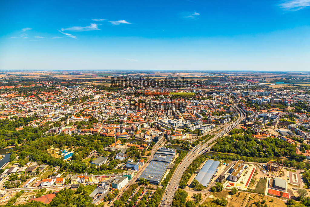 Luftbild Halle aus der Luft von oben-8969 | Halle aus der Luft  - Realisiert mit Pictrs.com