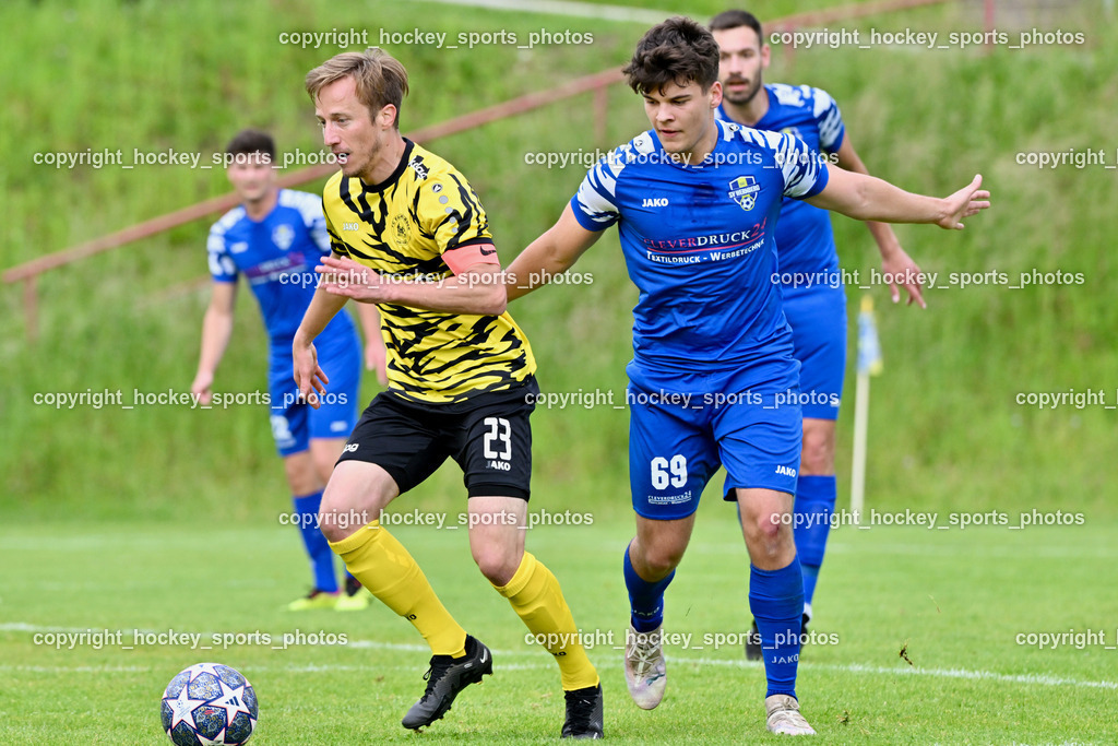 SV Wernberg vs. FC Faakersee | #23 Roman Adunka FC Faakersee, #69 Robert Illing SV Wernberg, SV Wernberg vs. FC Faakersee, SV Wernberg vs. FC Faakersee am 01.06.2024 in Wernberg (Sportplatz Wernberg), Austria, (Photo by Bernd Stefan)