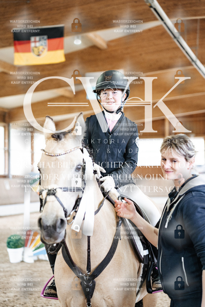 CK703408 | Turnierfotografie Pferdefotografie Trier Rheinland-Pfalz Pferdesport Reitsport Tierfotografie Sportfotografie Pferdevideo Pferdevideografie Equestrianvideography equestrianphotography  - Realisiert mit Pictrs.com