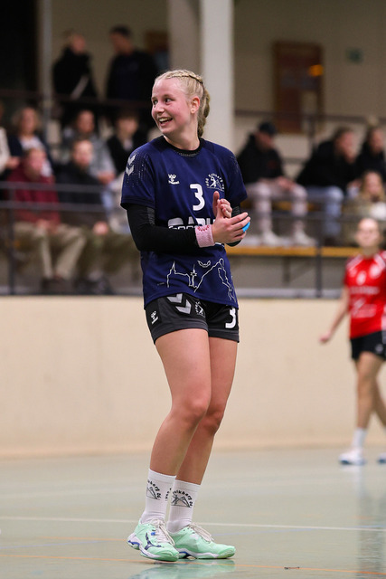 Handball I Damen I Saison 2025-2026 I Verbandsliga Süd I HSG Kalkberg 06 - MTV Dänischenhagen I 14.12.2025.86 | Franziska Hänisch (3, HSG Kalkberg 06) - Realisiert mit Pictrs.com