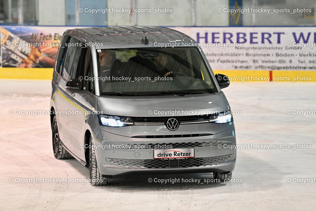 ESC Sparkasse Steindorf vs. ESV Ferlach | Autohaus Retzer, Autopräsentation, ESC Sparkasse Steindorf vs. ESV Ferlach, ESC Sparkasse Steindorf vs. ESV Ferlach am 22.02.2026 in Steindorf  (Ossiachersee Halle ), Austria, (Photo by Bernd Stefan)