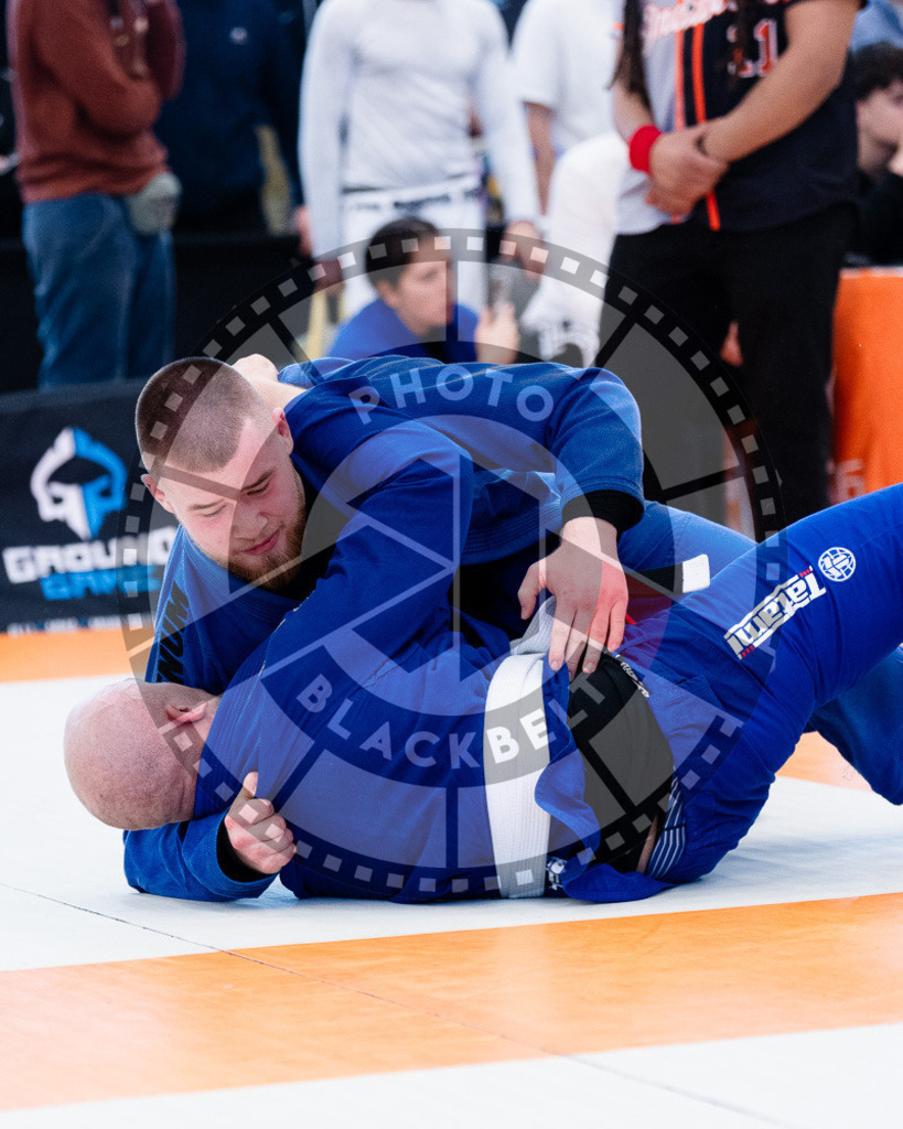 20251122PBB13046 | Athletes compete during the Grappling Industries Berlin Jiu-Jitsu and Grappling Championship, on November 22, 2025 in Berlin, Germany. © photoblackbelt