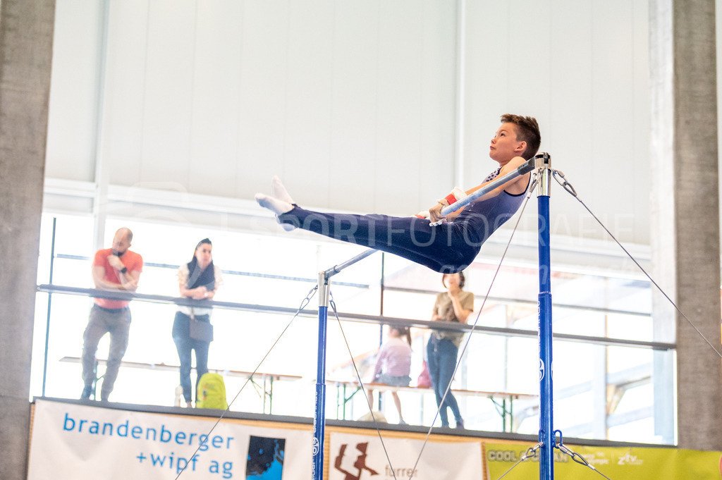 104. Zürcher Kunstturnertage Neftenbach - 15. May 2022 | 104. Zürcher Kunstturnertage Neftenbach
Turnhalle Ebni, Neftenbach
Programm 1 (P1)
Bild: Sportfotografie Markus Aeschimann | www.markus-aeschimann.ch - Realisiert mit Pictrs.com