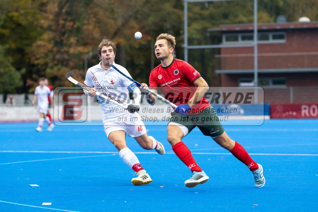 HK_20241102_108335 | 1. Bundesliga Herren Crefelder HTC - TSV Mannheim am 2.11.2024 CHTC Krefeld, Krefeld , Philip Schlageter ( TSV Mannheim #10 ) , van Ehren Christian ( Crefelder HTC #16 )