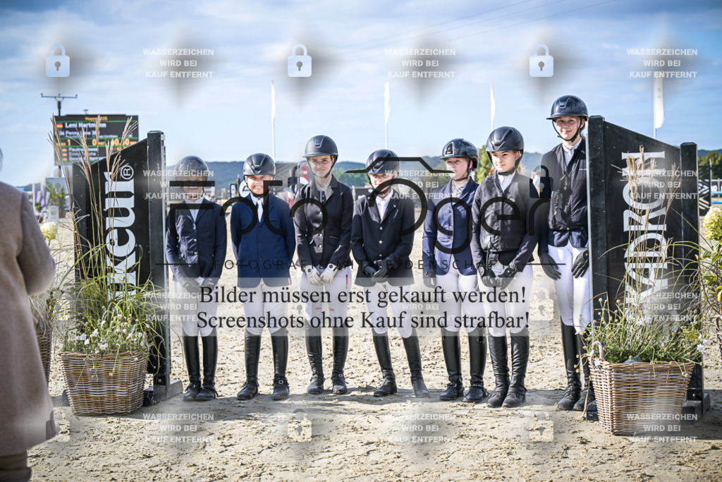 DOS_0019 | Entdecke hochwertige Reitturnierfotos von Foto Oger. Professionell, emotional und authentisch – jetzt Lieblingsmomente im Shop bestellen.Deutschlandweite Turnierfotografie. - Realisiert mit Pictrs.com
