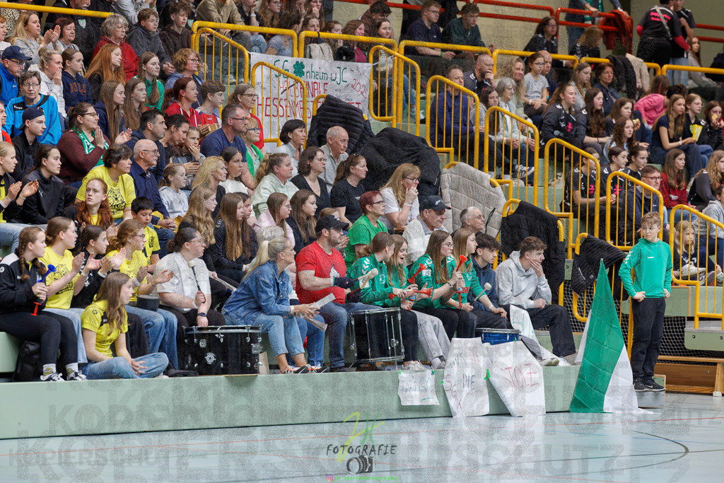 Hessenmeisterschaft wJC - Finale; HSG Kleenheim - HSG Weiterstadt/ Braunsh.Worf. | Hessenmeisterschaft wJC - Finale; HSG Kleenheim - HSG Weiterstadt/ Braunsh.Worf. am 22.03.2025 in Biedenkopf (Sporthalle Lahntalschule)Photo © 2025 - Jörg Heinrich - Realisiert mit Pictrs.com