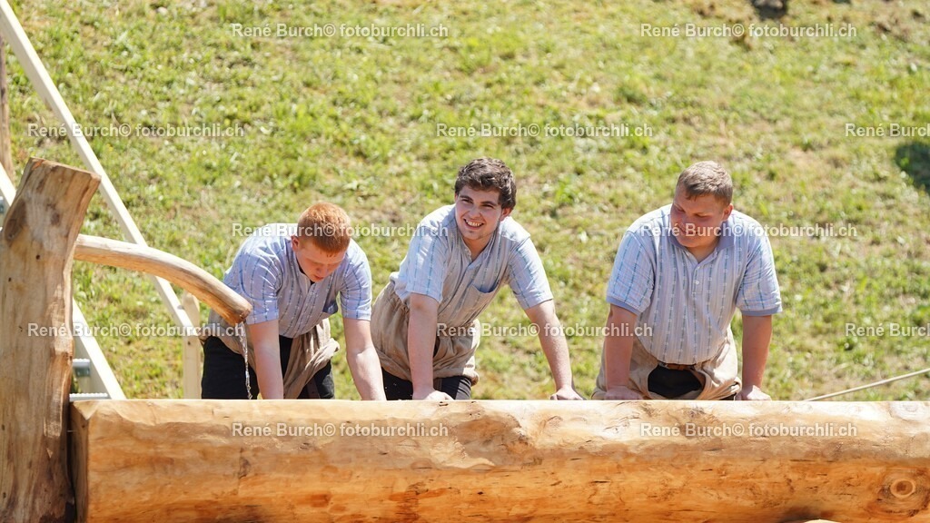 33 | René Burch leidenschaftlicher Fotograf aus Kerns in Obwalden.  Hier finden sie Sport, Landschaft und Natur Fotografie.
 - Realisiert mit Pictrs.com