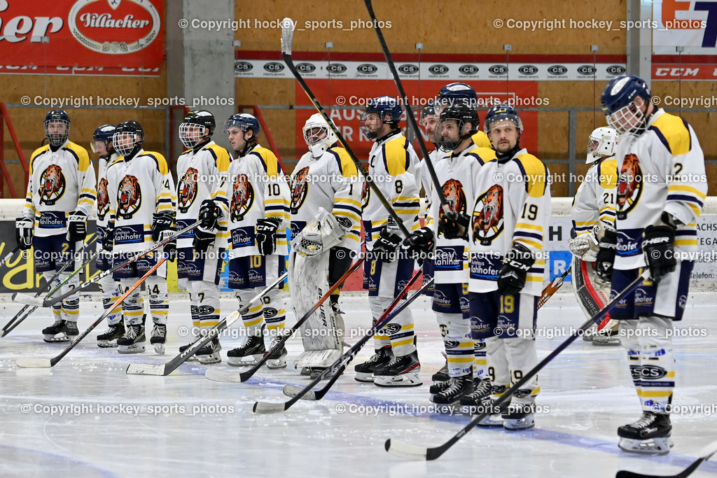EC Tigers Paternion vs. Tarco Wölfe II | EC Tigers Paternion Mannschaft, #12 Steiner Domenik EC Tigers Paternion, #19 Kampitsch Lukas EC Tigers Paternion, #8 Ortner Sandro EC Tigers Paternion, #1 Oberrauner Maximilian EC Tigers Paternion, #10 Ortner Philipp EC Tigers Paternion, #7 Kreuger Matthias EC Tigers Paternion, EC Tigers Paternion vs. Tarco Wölfe II, EC Tigers Paternion vs. Tarco Wölfe II am 19.12.2024 in Spittal an der Drau (Eissportzentrum Spittal), Austria, (Photo by Bernd Stefan)